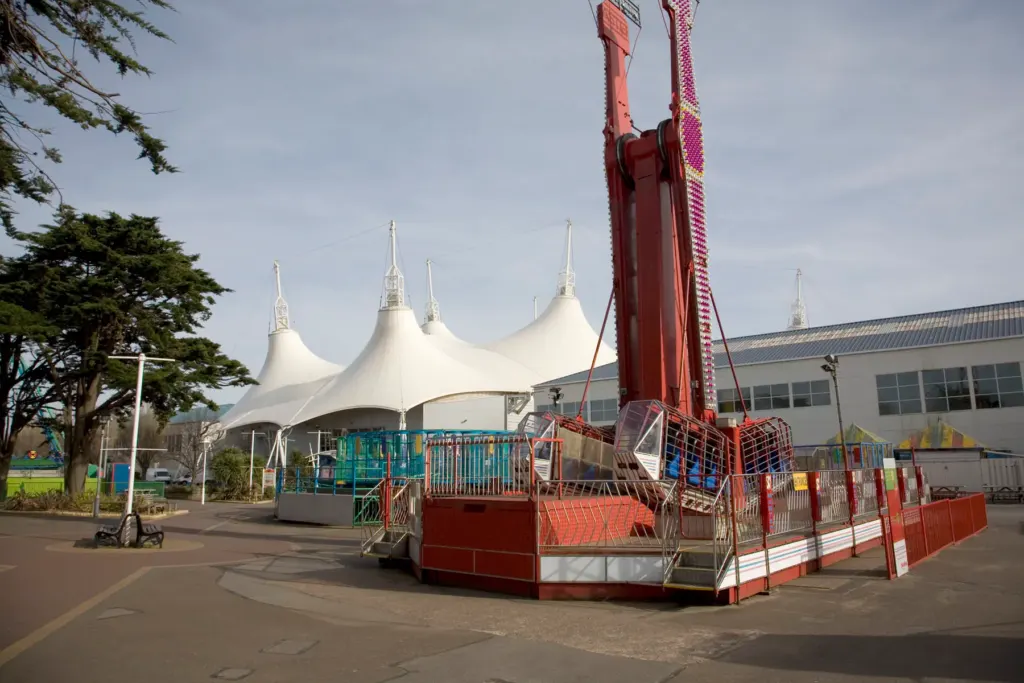 Bloc Weekend 2009 — documentary, event and music photograph in Minehead, Somerset, UK, frame 79 of 114.